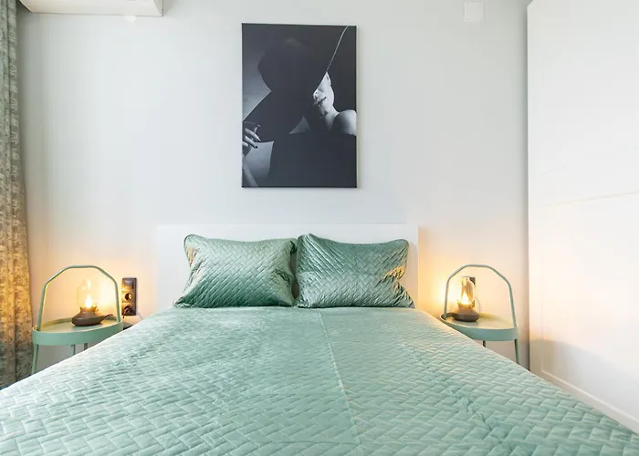 Dream アパート ヴァルナ